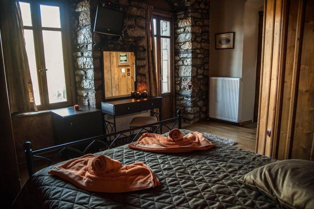Despotikon Dimitsana Guest House - Ξενώνας Δεσποτικόν Αντωνόπουλου ภายนอก รูปภาพ