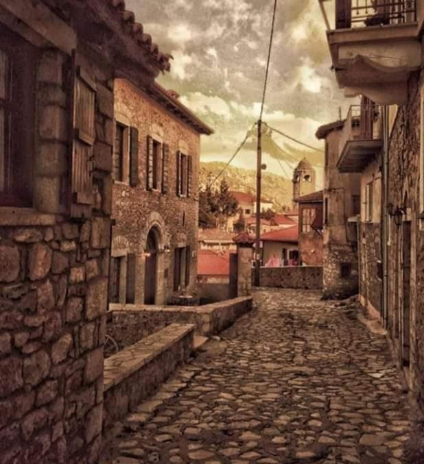 Despotikon Dimitsana Guest House - Ξενώνας Δεσποτικόν Αντωνόπουλου ภายนอก รูปภาพ